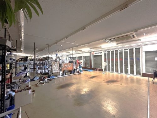 桑間貸店舗内部②（残置物は撤去します）